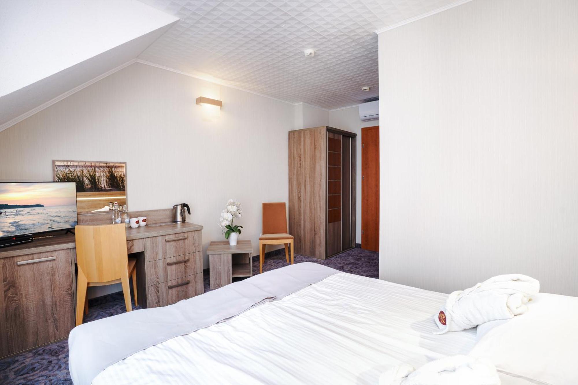 Hotel Spa Activia Jastrzebia Gora Exterior photo